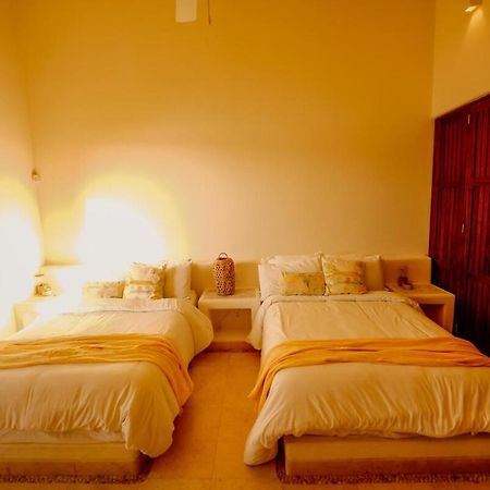 Dream Villa With Private Beach And Catering Сиуатанехо Экстерьер фото