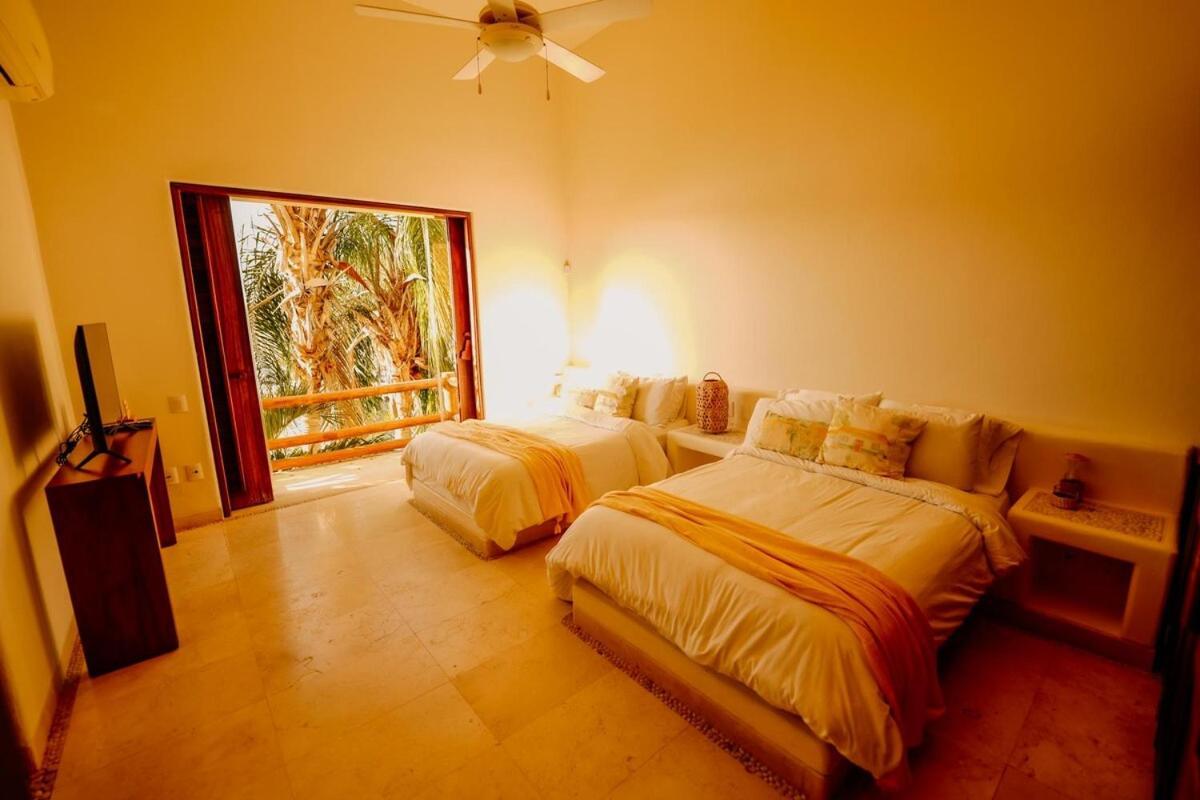 Dream Villa With Private Beach And Catering Сиуатанехо Экстерьер фото